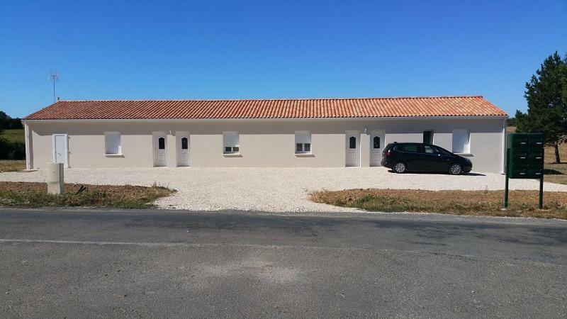Hendia Appartement Jonzac Buitenkant foto
